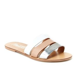 Nanette Lepore nude blush white silver flat sandal slides